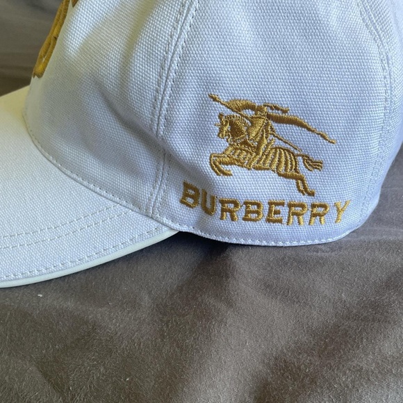 BURBERRY Cap (White & Gold) - new - Picture 2 of 4